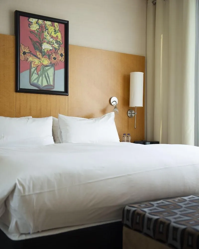 Sofitel Montreal Golden Mile Hotel