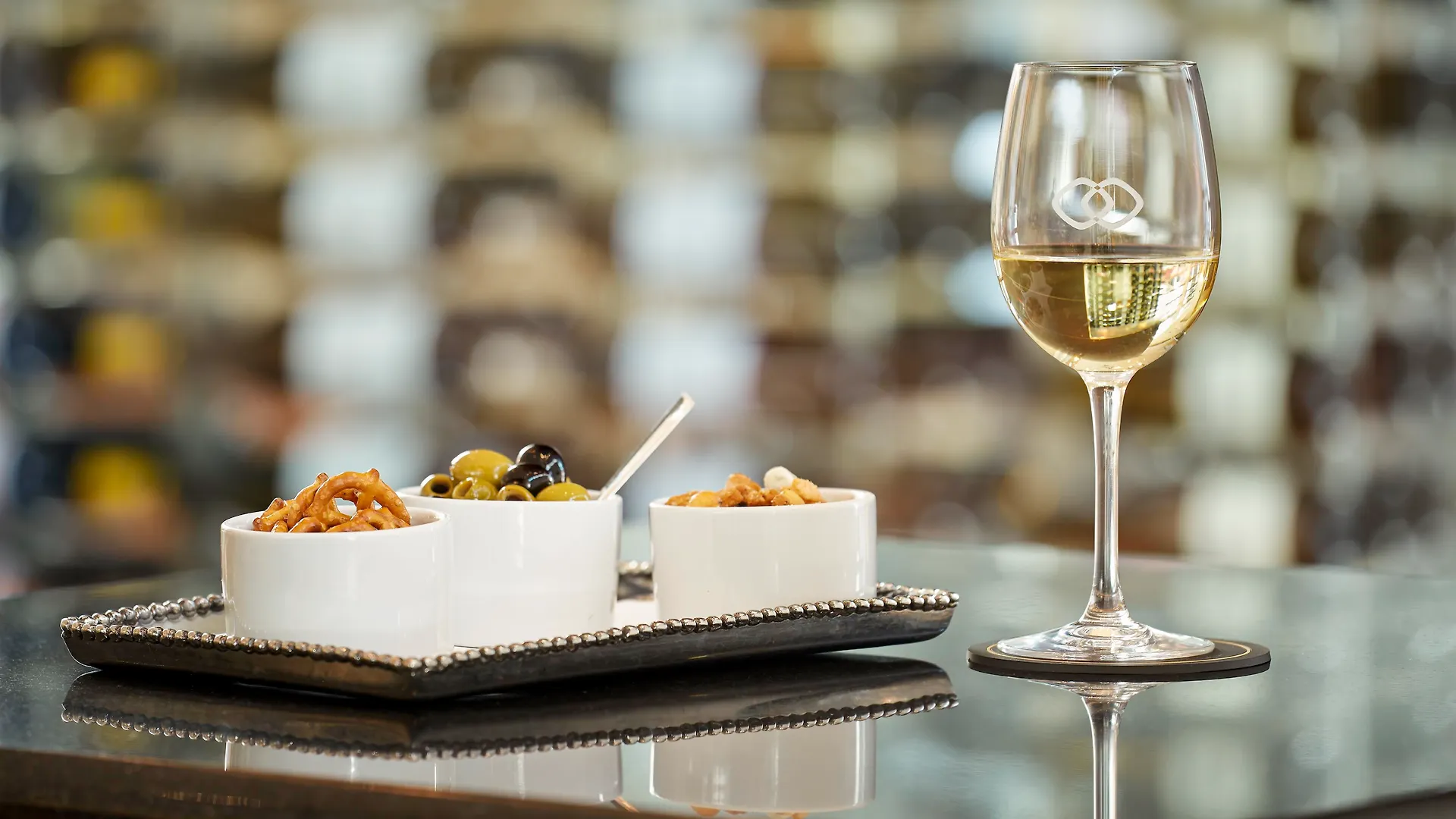 Sofitel Montreal Golden Mile Hotel