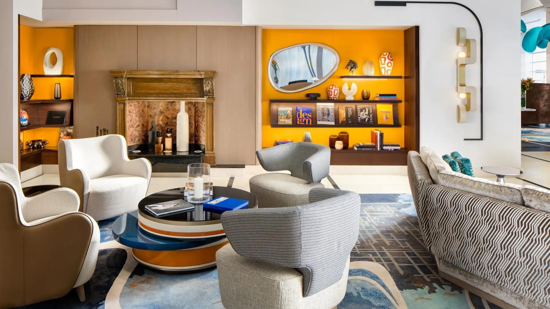 Отель Sofitel Montreal Golden Mile 5*,