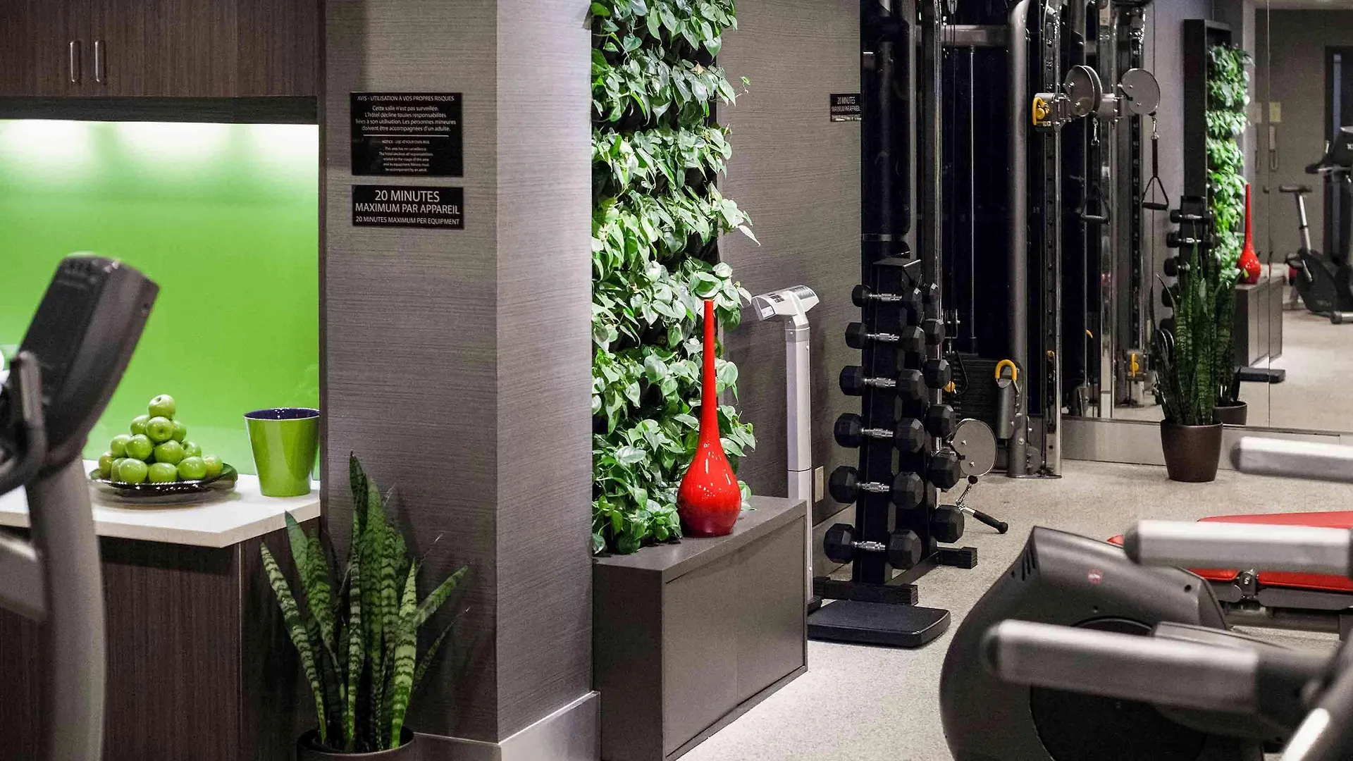 Sofitel Montreal Golden Mile Hotel