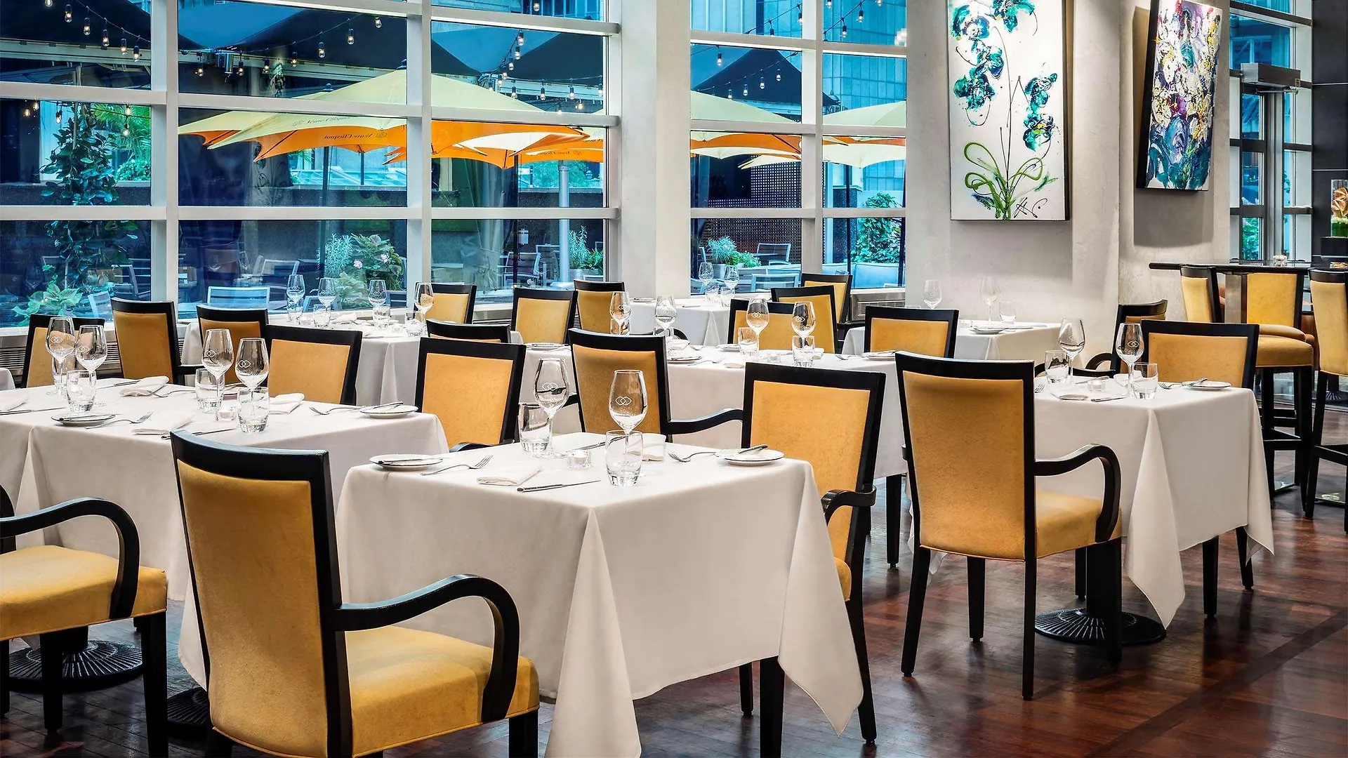 Sofitel Montreal Golden Mile Hotel
