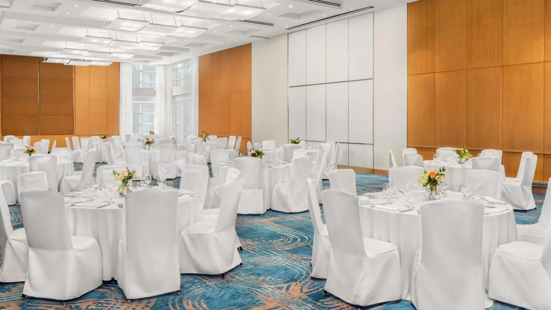Hotel Sofitel Montreal Golden Mile