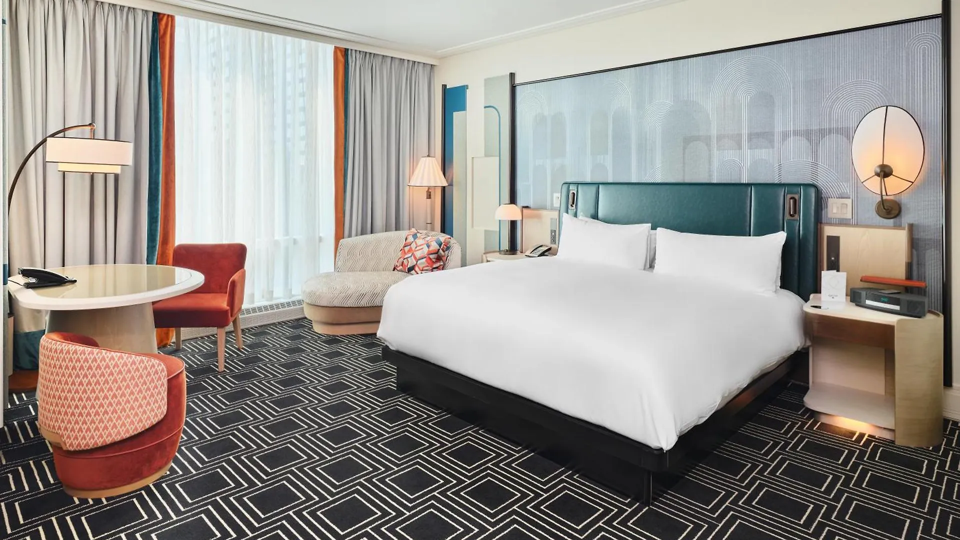 Sofitel Montreal Golden Mile Hotel