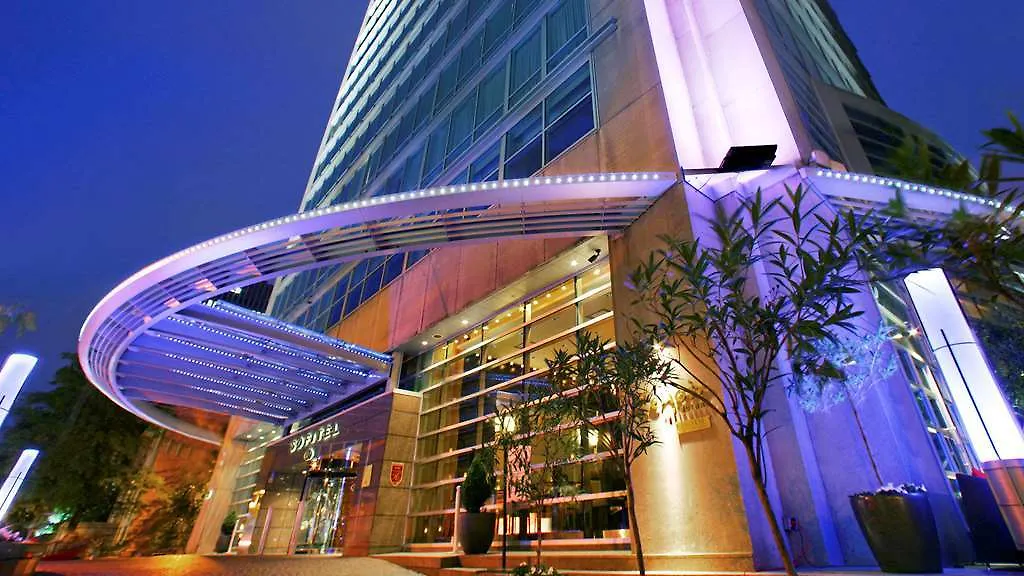 Sofitel Montreal Golden Mile Hotel