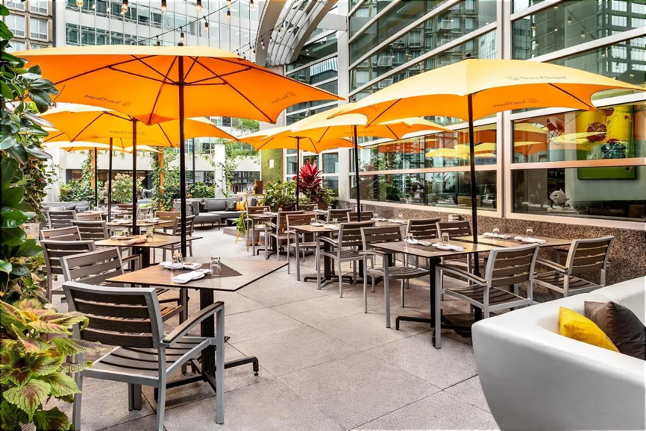 Sofitel Montreal Golden Mile Hotel 5*,